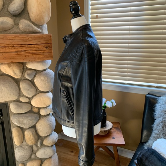 Danier Soft Leather Jacket - Picture 6 of 12